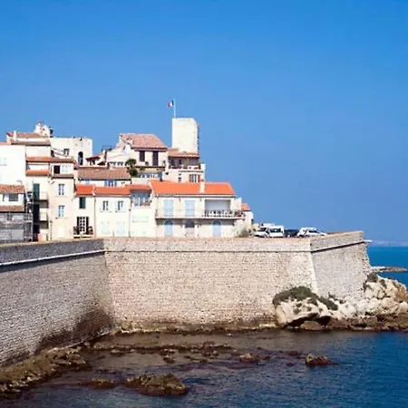 Juan Les Pins 2 Pieces 50m2 *